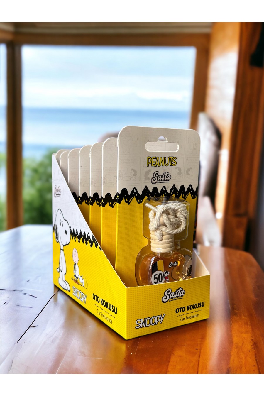 SNOOPY OTO AYNA KOKUSU STANDI 84 LI BOX